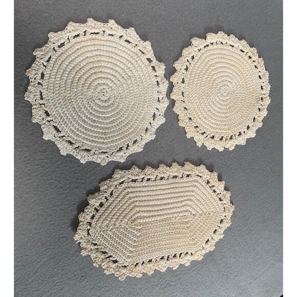 Handmade Crochet Lace Hot Pads plates Set of 3 Beige Cotton - Picture 1 of 15